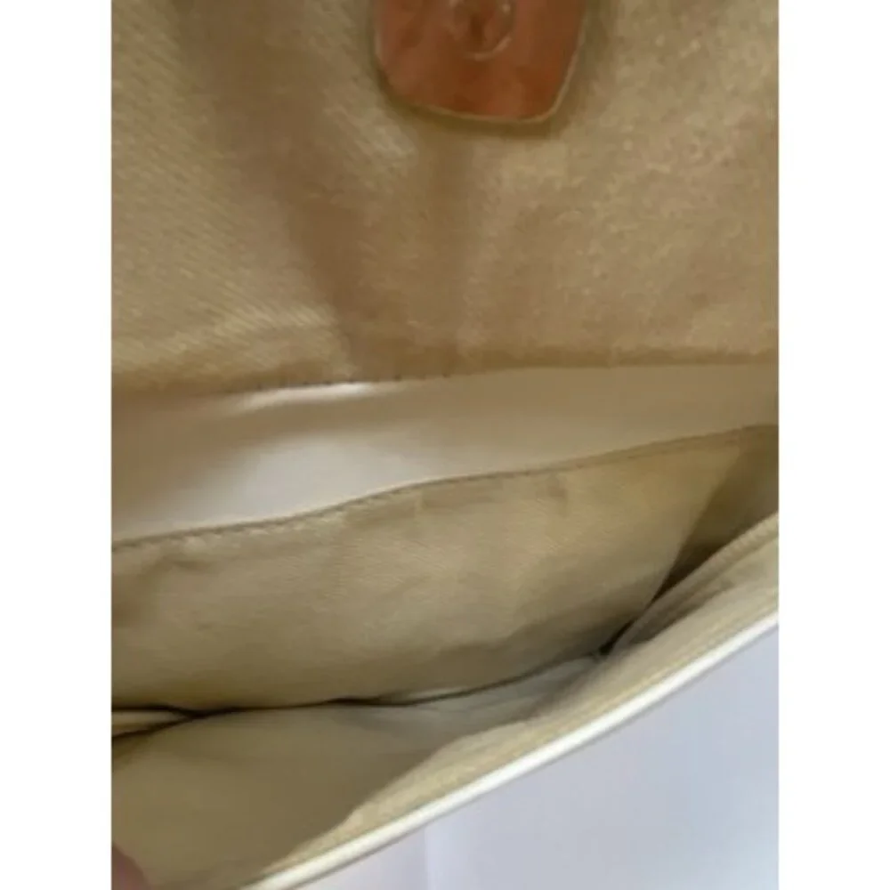 Liz Claiborne White Zipper Closure Handbag 2 Shoulder Strap Built In Wallet READ - Picture 6 of 16